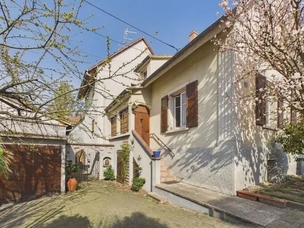 Maison 8 pièces 168 m²