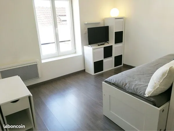 Studio Meublé 21m² - Proche Hypercentre (Proche Tram, Gare et Bus)