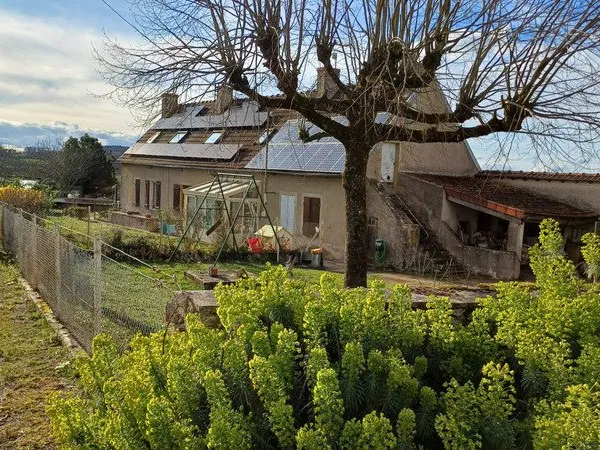 RARE À UXEAU (71130) - AUTHENTIQUE LONGÈRE DE 158 M² SUR TERRAIN DE 3521 M² AVEC VUE DÉGAGÉE