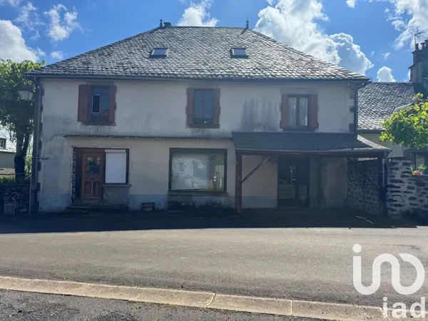 Maison 9 pièces 236 m²