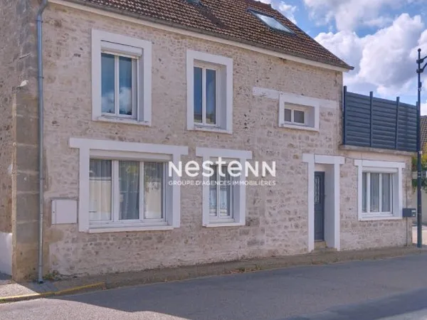 Maison familiale 130 m² à Limetz-Villez -3 chambres, terrasse et jardinet