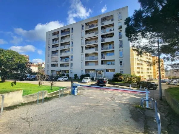 Appartement - 84 m2 - 4 pièces