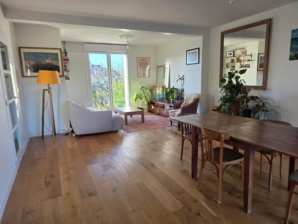 À louer - Maison rénovée 110m² - Rennes (quartier résidentiel calme)