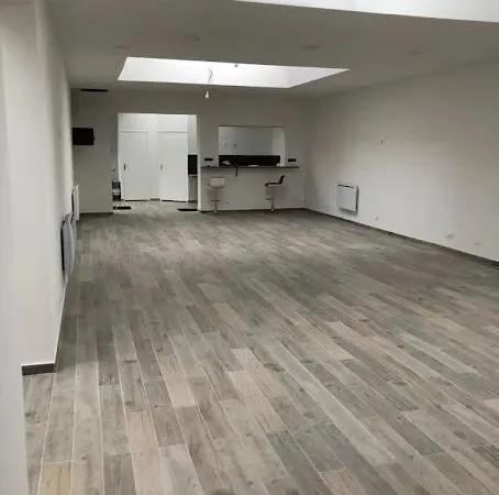Local 150 m²