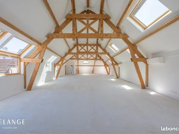 Loft/Atelier/Surface 5 pièces 165 m²