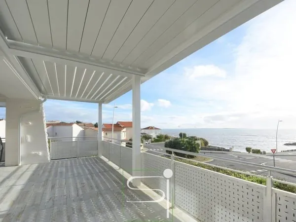 Maison 6 pièces 185 m²