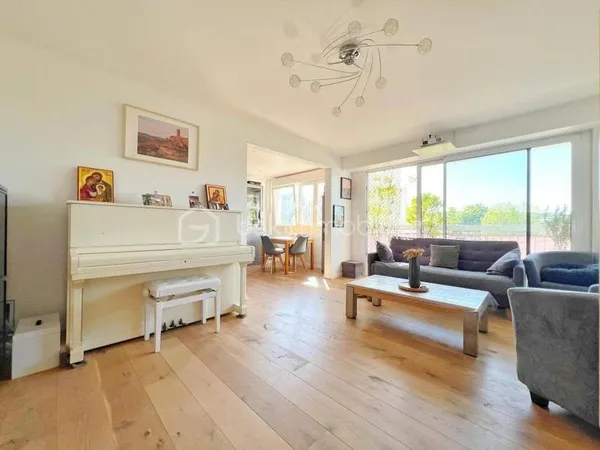 Appartement 5 pièces 96 m²