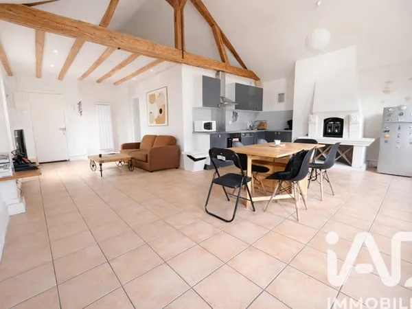 Immeuble commercial 3 pièces 60 m²
