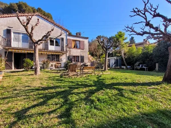 Maison 6 pièces 157 m²