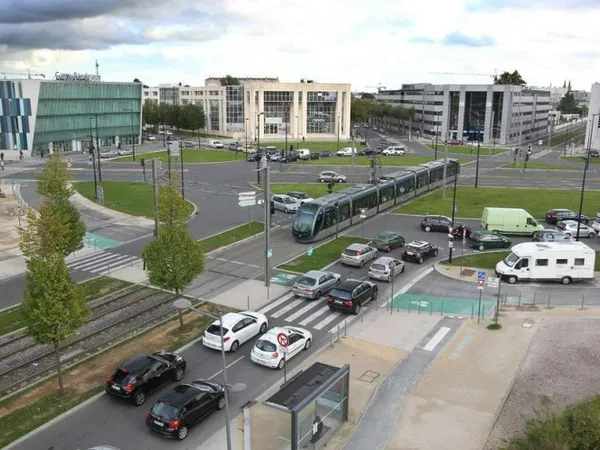 Stationnement Location Bordeaux   29650€