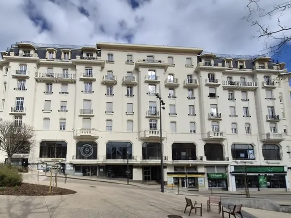 Studio alliant Charme et Confort au Coeur de la Ville de Châtel