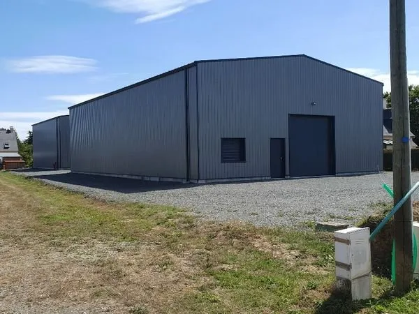 Hangar 362m² à Lanvollon