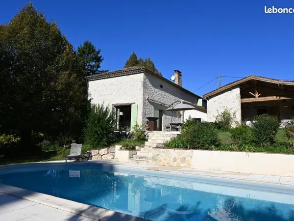 Propriété 8 pièces 215 m²