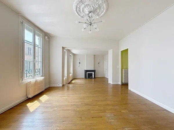 Hôtel particulier 14 pièces 323 m²