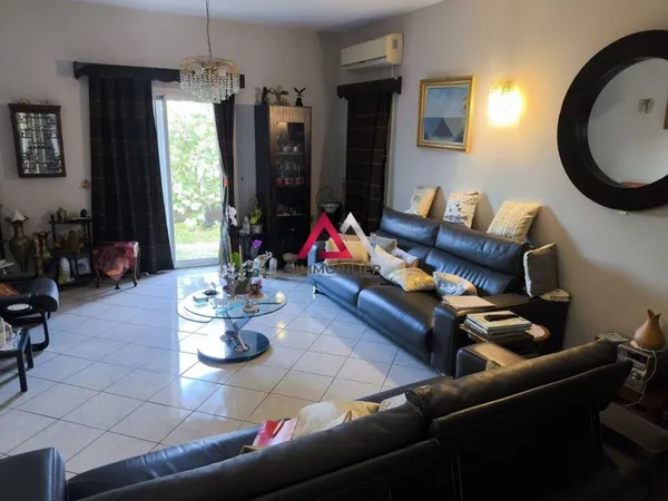Maison de luxe 9 pièces 231 m²