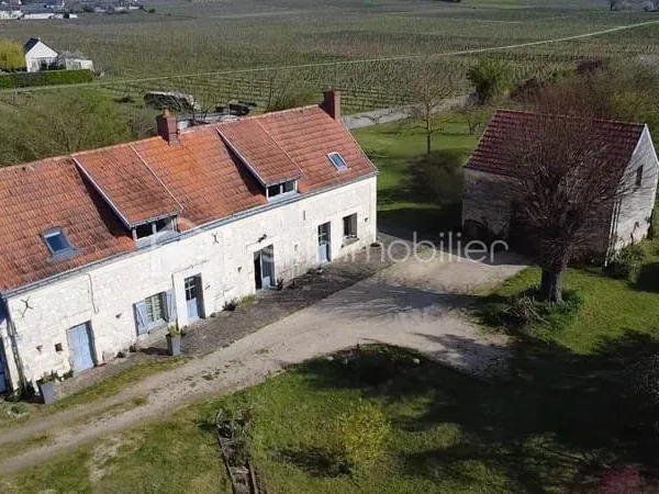 Longère de caractère à Benais