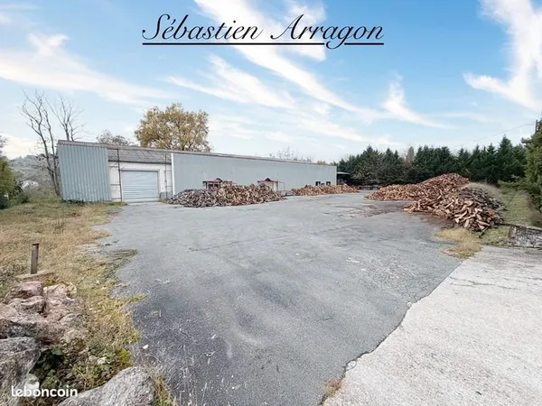Local commercial 1 000 m²