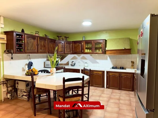 MAISON T5 114M² PLATEAU DES GOYAVES
