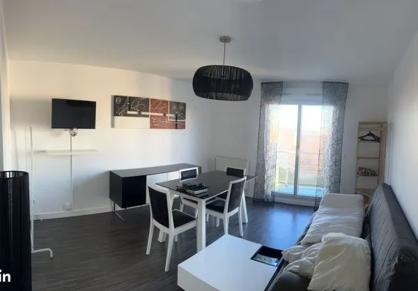 Studio disponible à Créteil