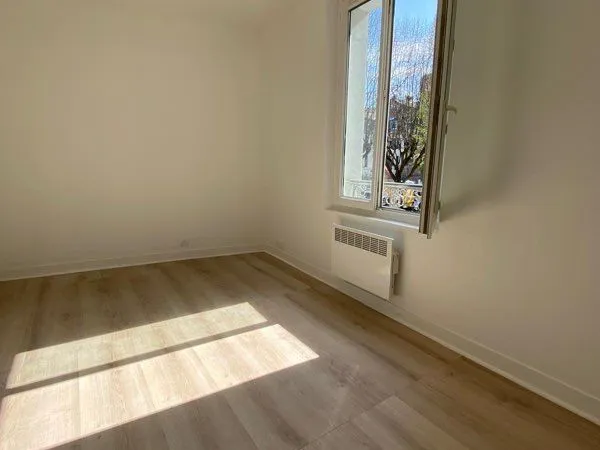 Appartement à louer F2 - Stains-