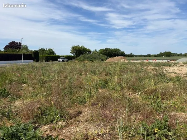 Terrain 401 m² Saint Jean De Liversay