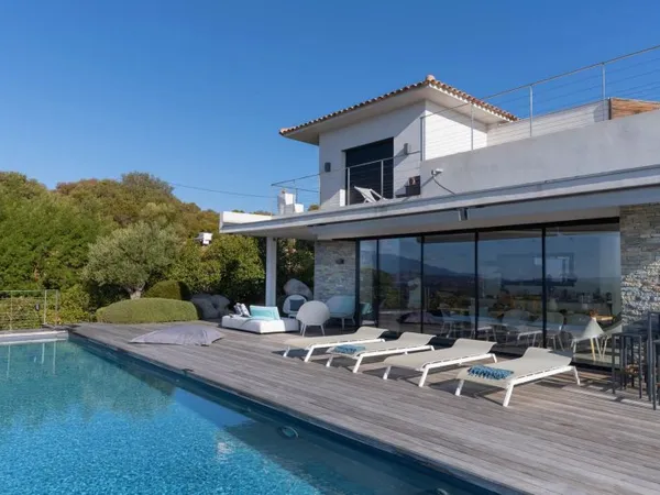 Saint-Cyprien, villa 6 chambres, piscine, vue mer panoramique, proche plage