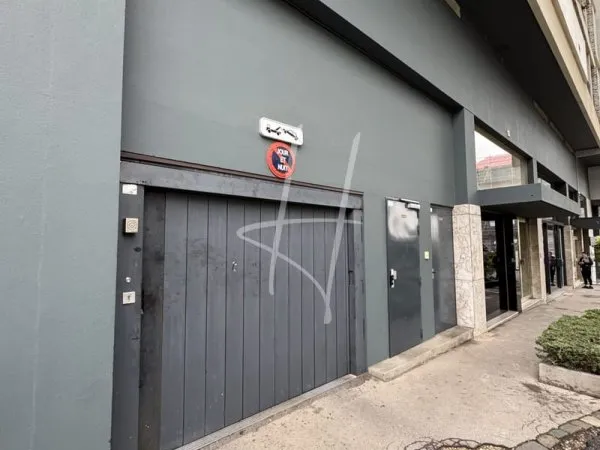 Parking 10 m²