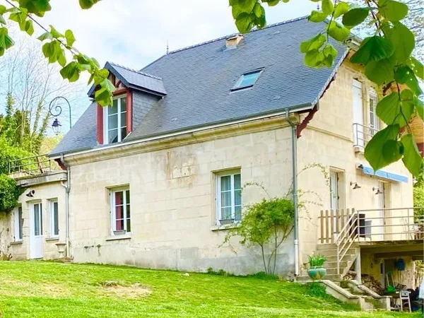 Maison en pierre rénovée - 140 m² - terrain 4 000 m² - Berny-Rivière