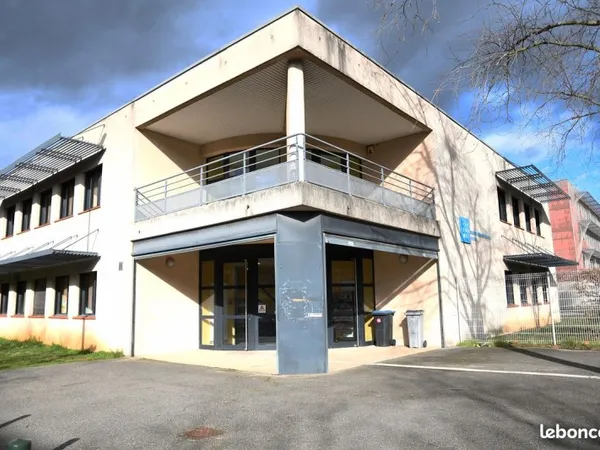 Immeuble de bureaux - 514 M² - VALENCE EST