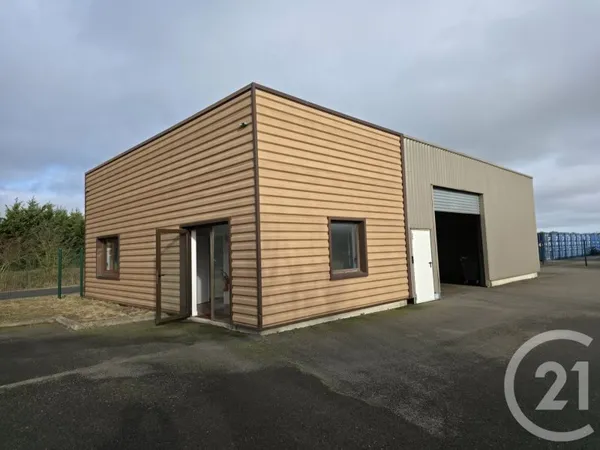 Local commercial 175 m²