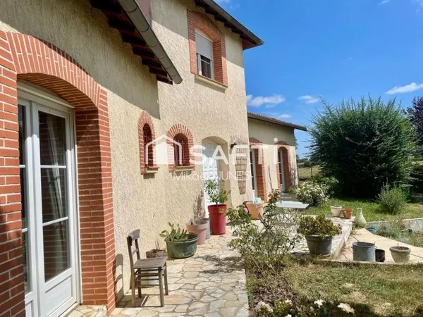 SAINT-LYS - Maison T7 185 m², 2487 m² de terrain