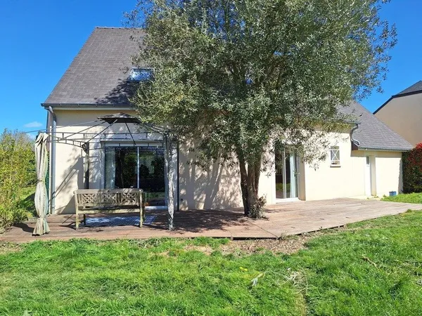 Maison à vendre 6 pièces FORCE (53)