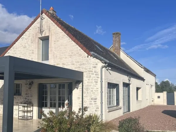 Maison de bourg, proche commodités