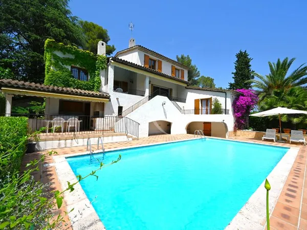 Maison 7 pièces 165 m²