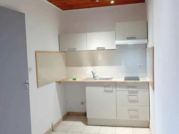 BRUAY sur Escaut APPART F1 Bis 1er étage 25m²