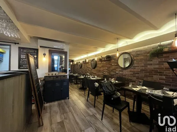 Local commercial 80 m²