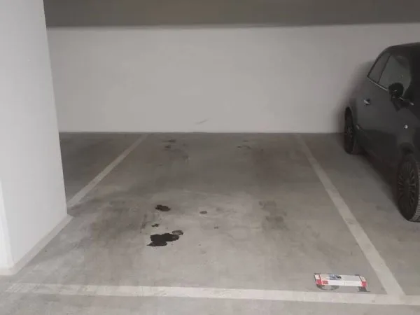 Parking 125 m²