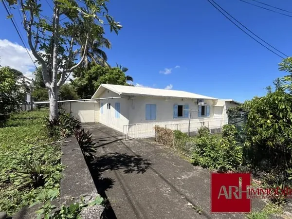 MAISON AVEC VUE EXCEPTIONNELLE (Haut de La Possession)