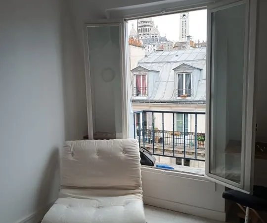 Studio de 11m2 à louer sur Paris 18