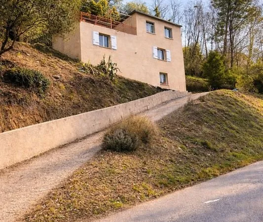 Maison 4 pièces 110 m²