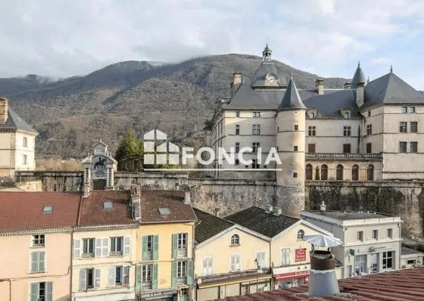 Duplex 4 pièces 77 m²
