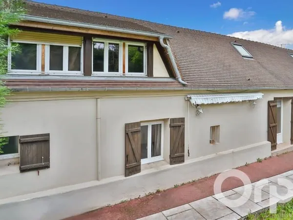 Maison 6 pièces 160 m²