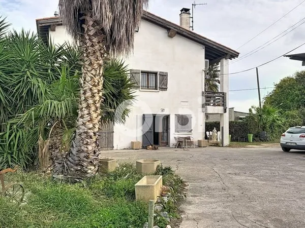 Maison 7 pièces 190 m²