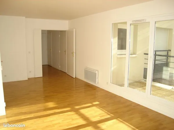 Appartement comme NEUF 3 pièces 70 m2 avec terrasse calme absolu