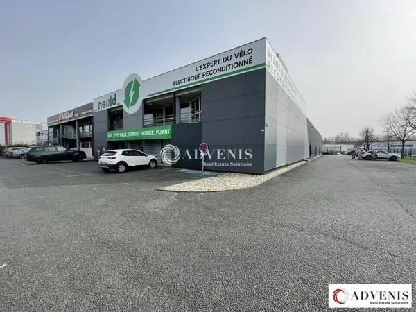 Local d'activité 1200 m²