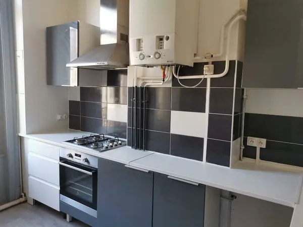 Appartement 1 pièce 142 m²