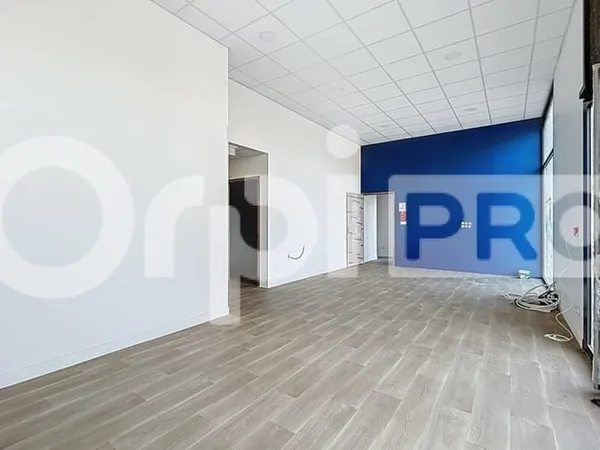 Local commercial 100 m²