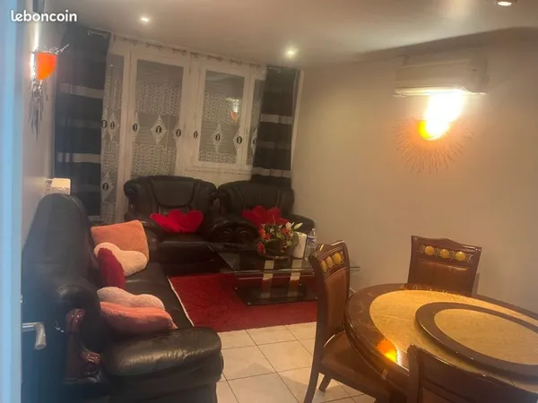 Apparemment 59m2