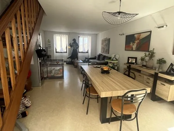 Maison 6 pièces 144 m²