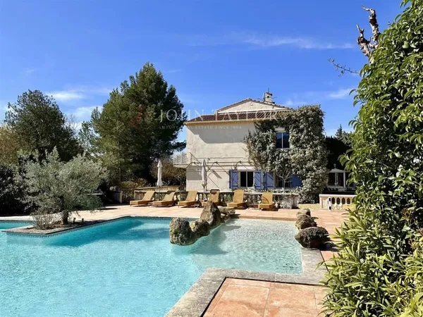 Villa avec vue sur le Luberon
